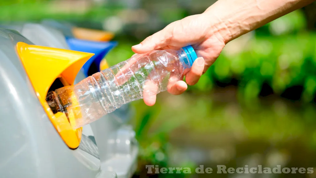 El uso excesivo de botellas de plástico está generando graves problemas ambientales